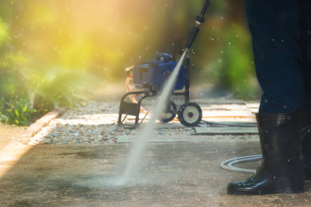 Best Rust Removal  in Lawtey, FL